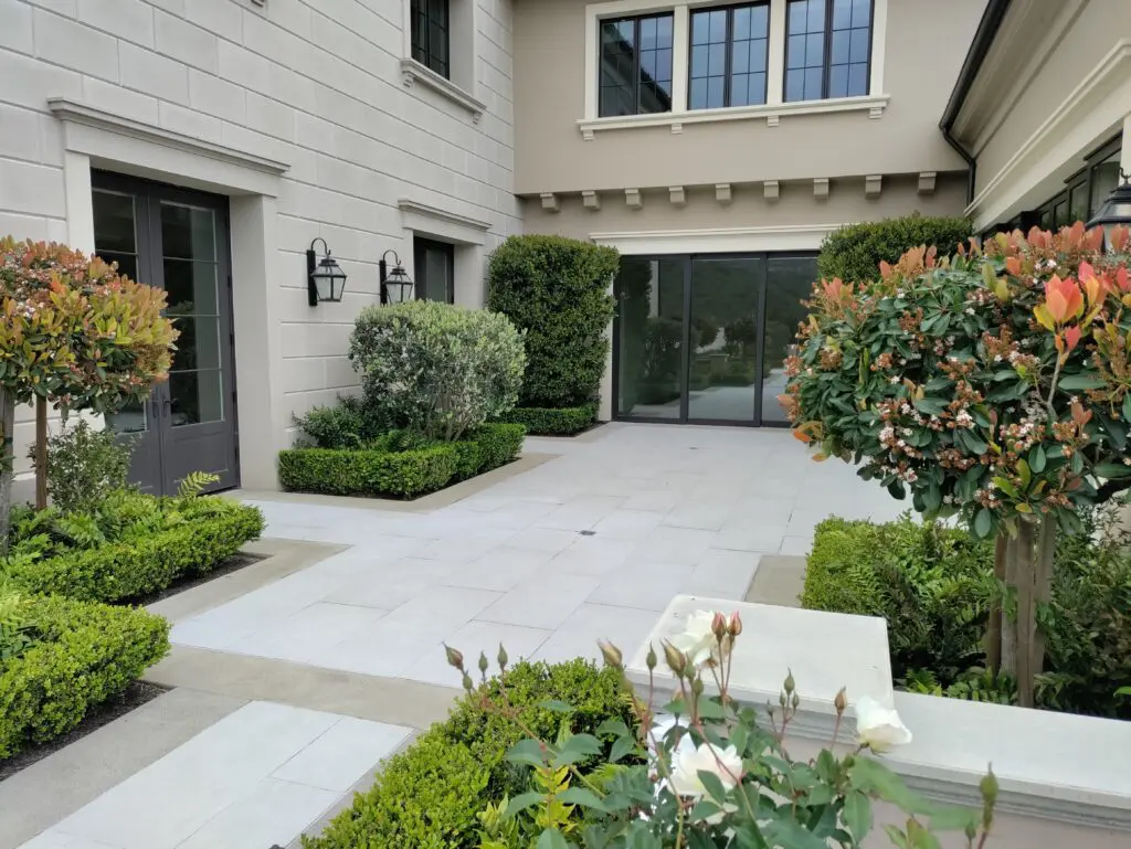 Modern courtyard with tiled patio